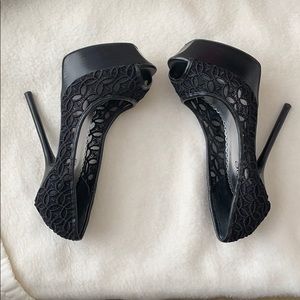 Bebe Chantal black lace stiletto 7.5